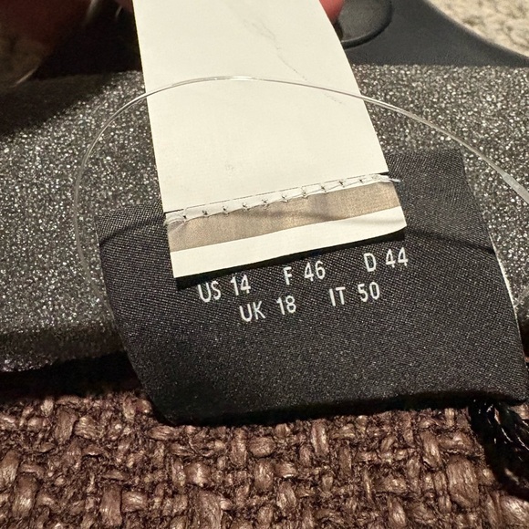 AKRIS NEW GATE Wool Blend Structured Tweed Jacket Lamb Leather Trim 14 $3,990.00 - Picture 14 of 16